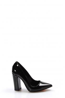 Siyah Rugan Kadın Yüksek Topuk Ayakkabı 629ZA005-1832
