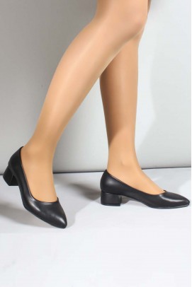 Siyah Kadın Kısa Topuklu Ayakkabı 961ZA558